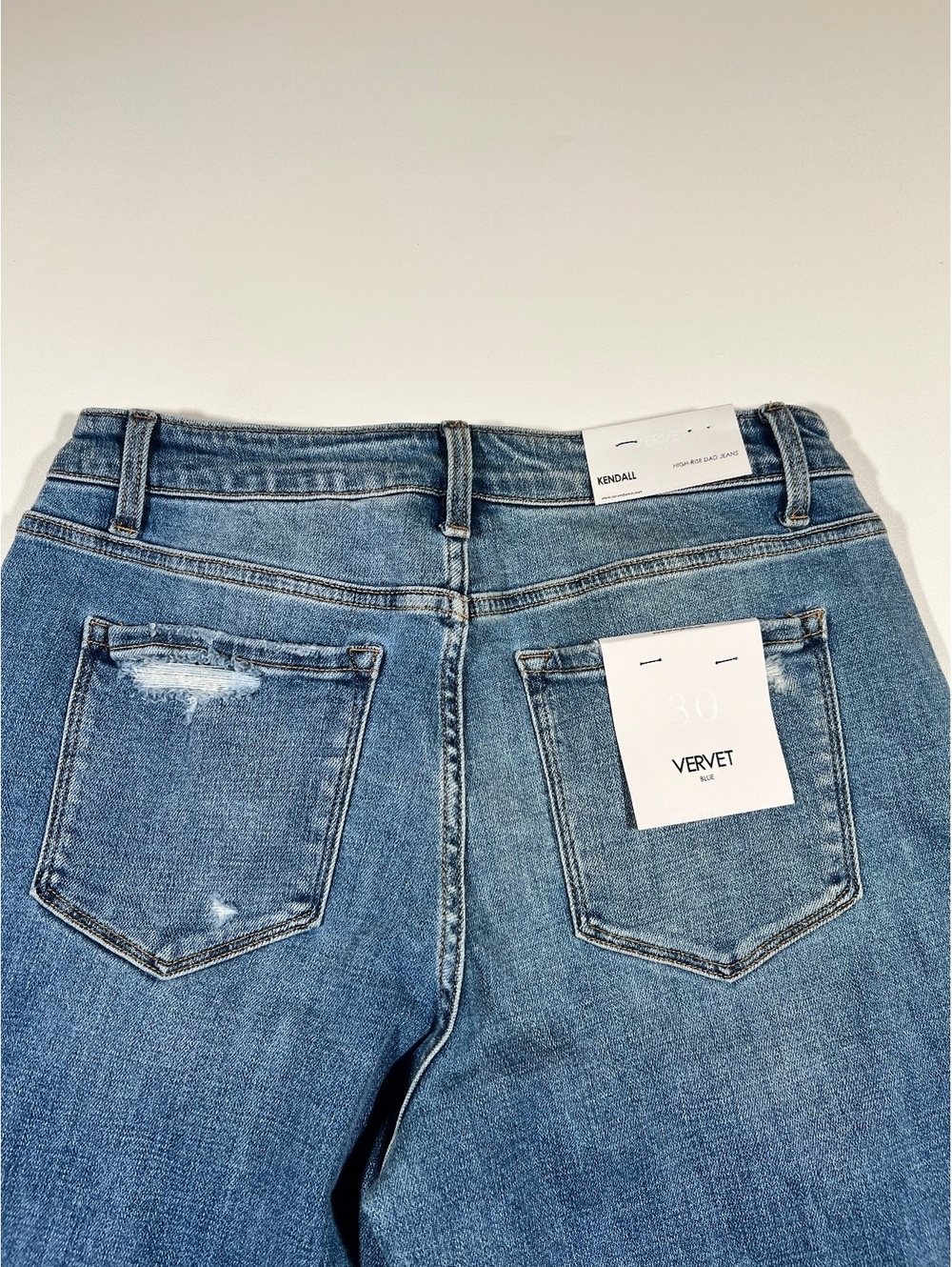 Vervet by Blue Jeans Kendall High-Rise Dad Jeans Women's Size 30 Distressed - Picture 3 of 7
